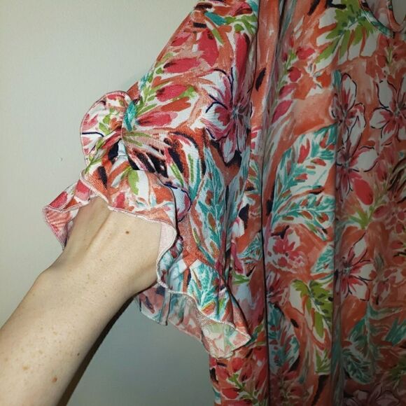 N TOUCH FLORAL PRINT RUFFLE SHORT SLEEVE SUMMER TOP SIZE 3X - Picture 2 of 5